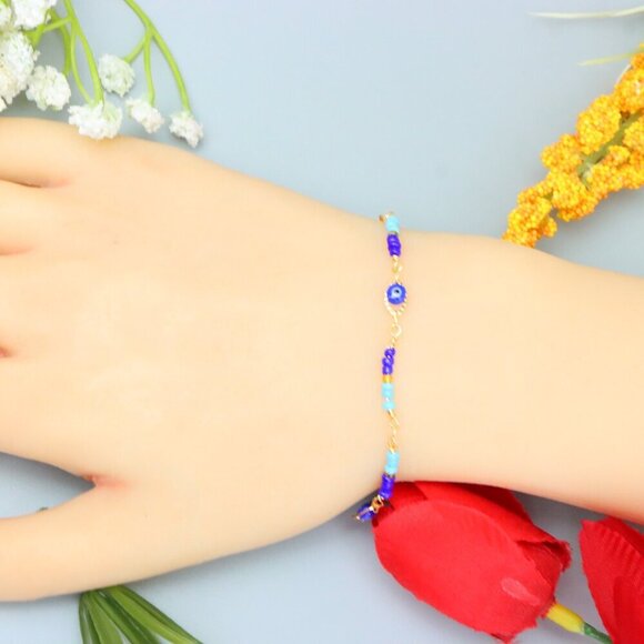 "Elegant & Trendy Bracelet, A Perfect Gift for Women, Thoughtful, EVCH1899 - Picture 2 of 10